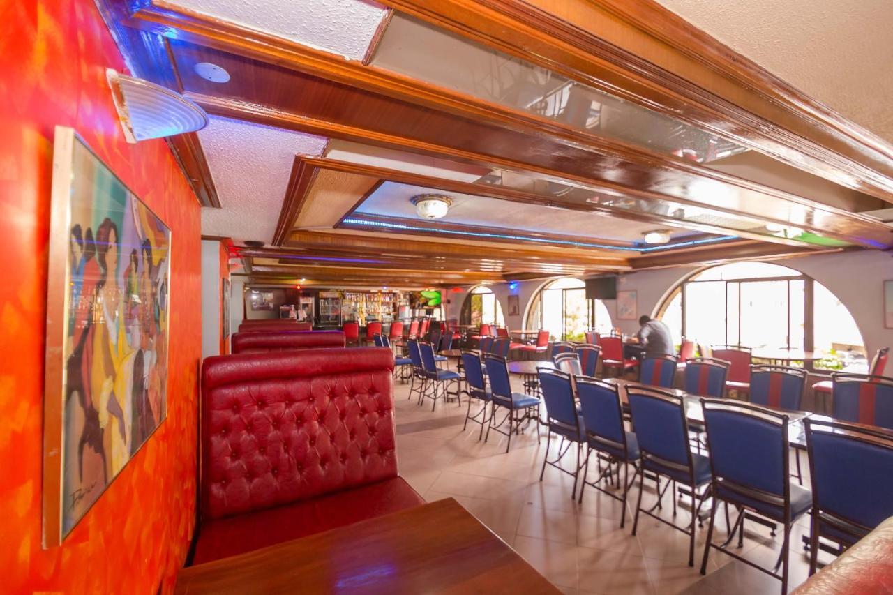 Marble Arch Hotel Найроби Екстериор снимка